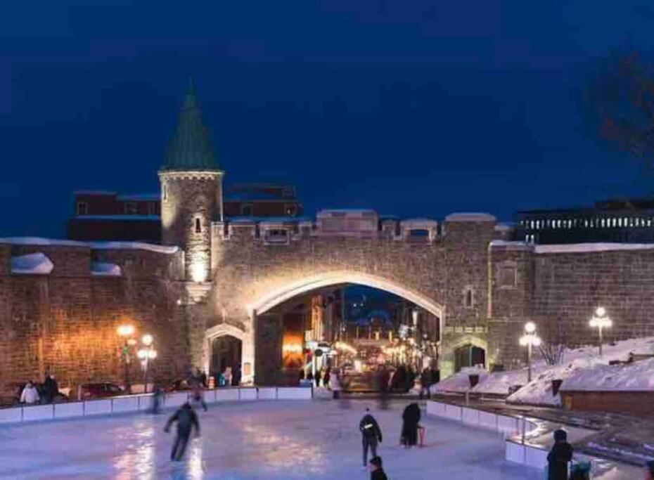 Generations Quebec Old City/ Parking/ Family Exterior foto